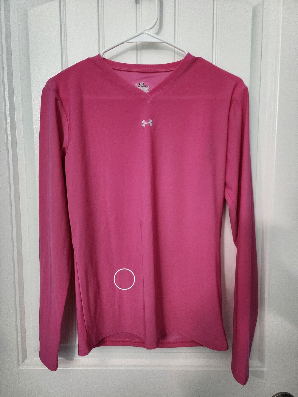 Under Armour *Flawed* Pink Long Sleeve V-Neck Athletic Top, Size XL - Picture 6 of 7